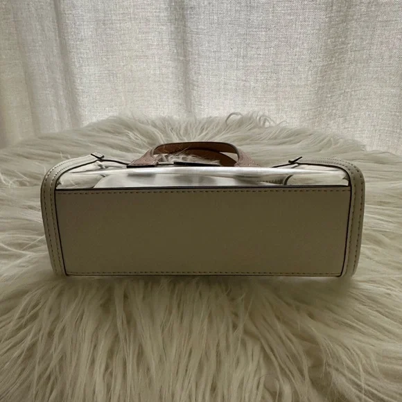 Tory Burch Ella Nylon Clear Mini Tote Bag
Crossbody Clear Brown - Picture 4 of 11